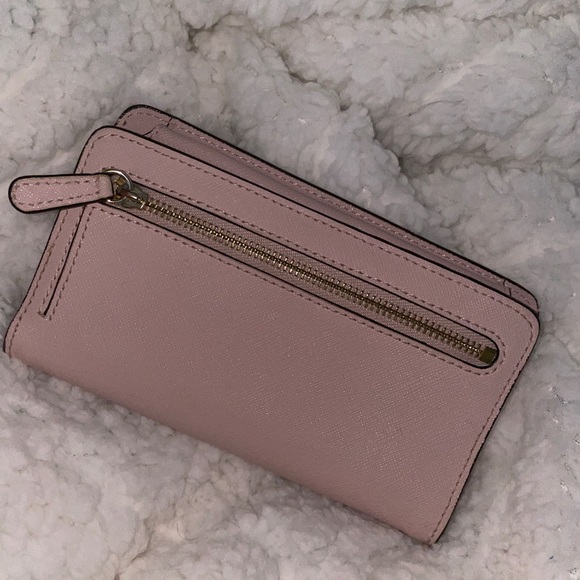 Michael Kors Wallet - Picture 3 of 4